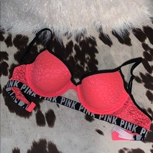 VS Pink bra